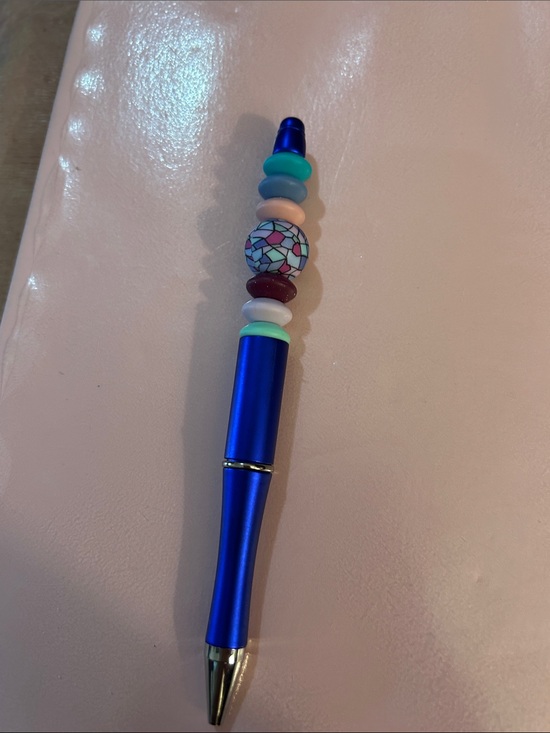 Accessories - Beaded pens with sleeves and extra refill